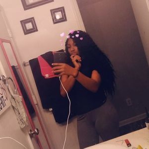 Meet your Posher, Brandy